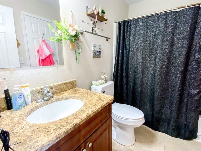 455 ALT 19 S 234, Palm Harbor, FL 34683