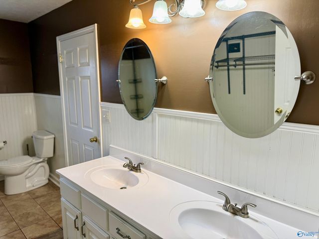 204 Taylor Road, Glencoe, AL 35905