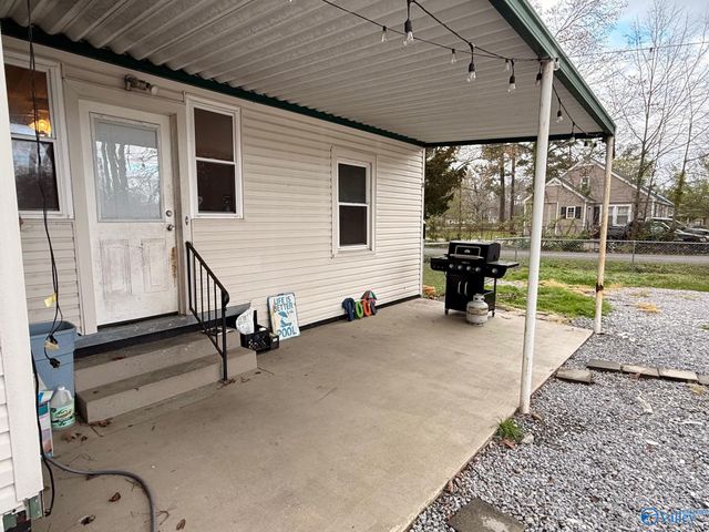 204 Taylor Road, Glencoe, AL 35905