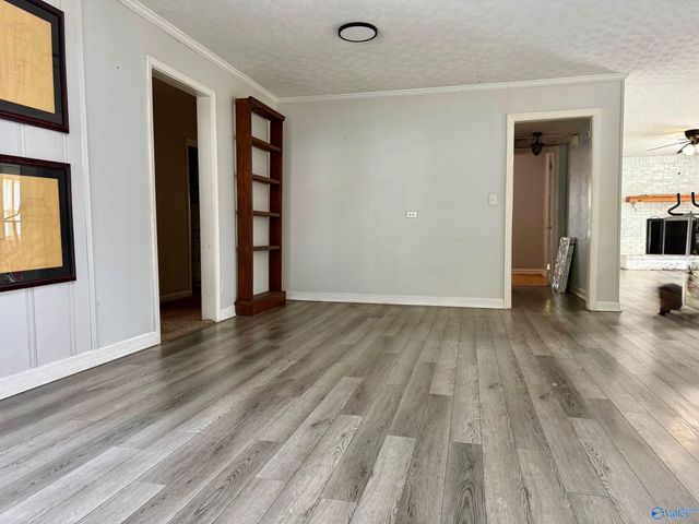 204 Taylor Road, Glencoe, AL 35905