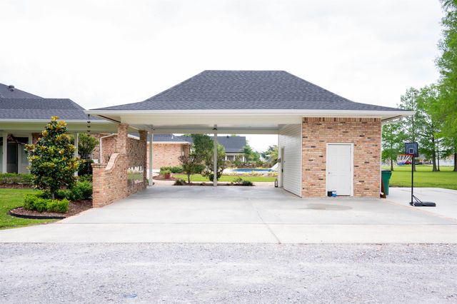 11562 Highway 1, Larose, LA 70373