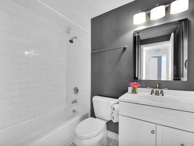 899 S PLYMOUTH Court 1108, Chicago, IL 60605