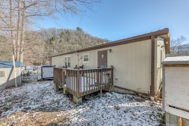 736 Ryder Church Road, Bluff City, TN 37618