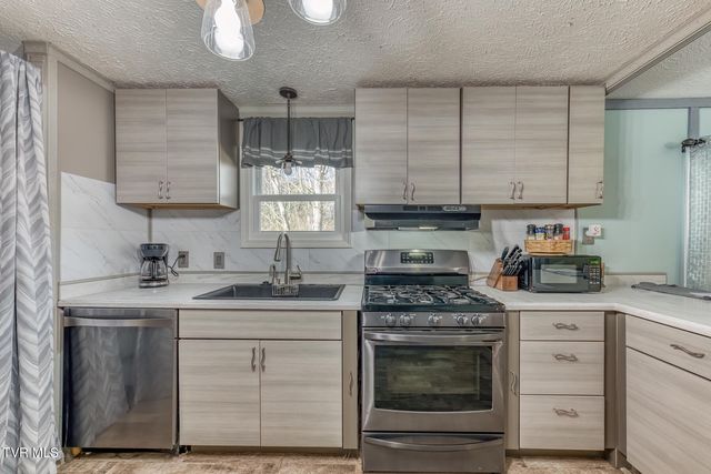 736 Ryder Church Road, Bluff City, TN 37618