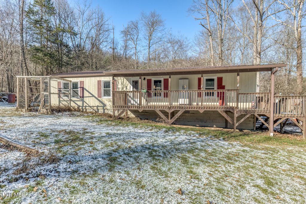 736 Ryder Church Road, Bluff City, TN 37618