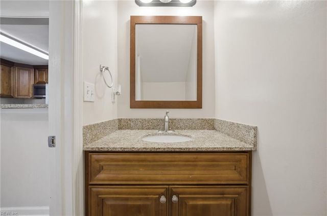 5109 James ST, Chesapeake, VA 23321