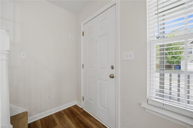 5109 James ST, Chesapeake, VA 23321