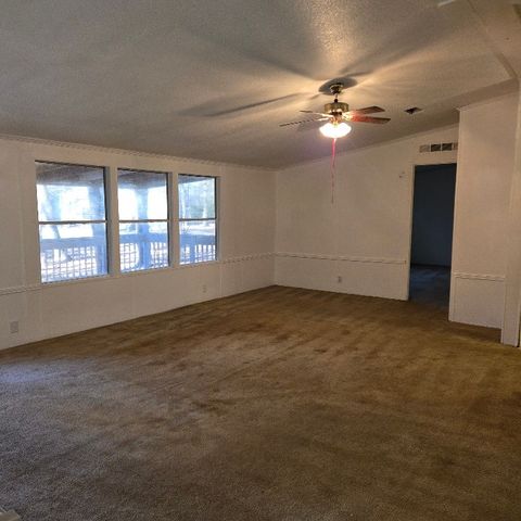 219 Wildflower Drive, Gun Barrel City, TX 75156