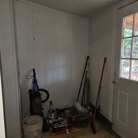 219 Wildflower Drive, Gun Barrel City, TX 75156