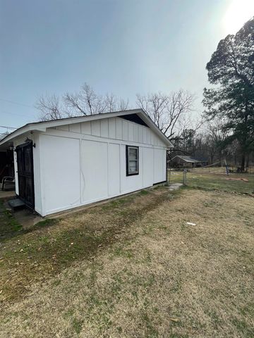 3966 HEDGEROW DR, Memphis, TN 38109