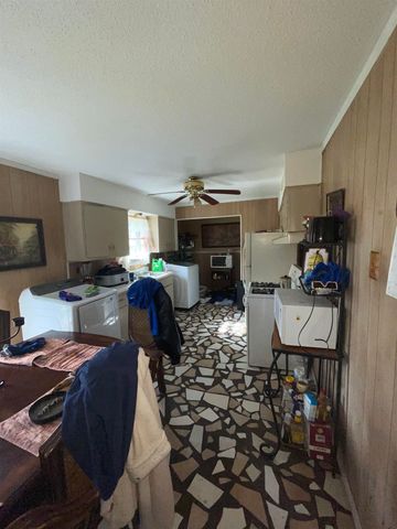 3966 HEDGEROW DR, Memphis, TN 38109