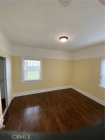 1331 Atlantic Avenue, Long Beach, CA 90813