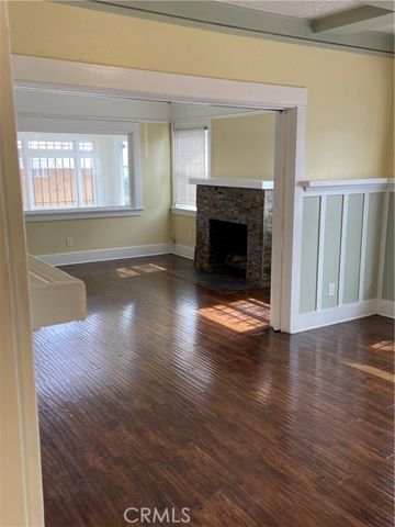 1331 Atlantic Avenue, Long Beach, CA 90813