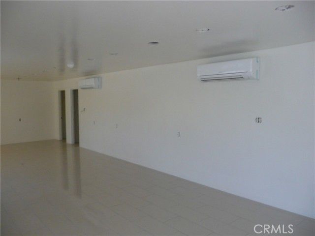 1331 Atlantic Avenue, Long Beach, CA 90813