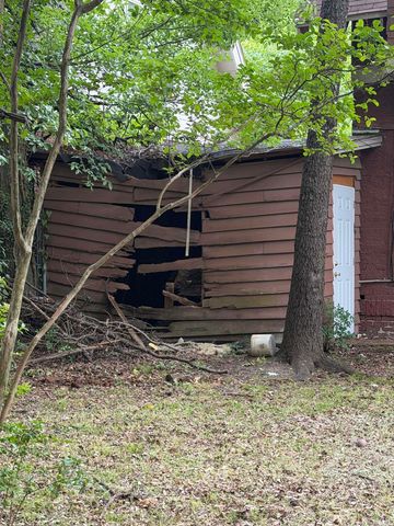 224 W Daisy Bates Drive, Little Rock, AR 72202