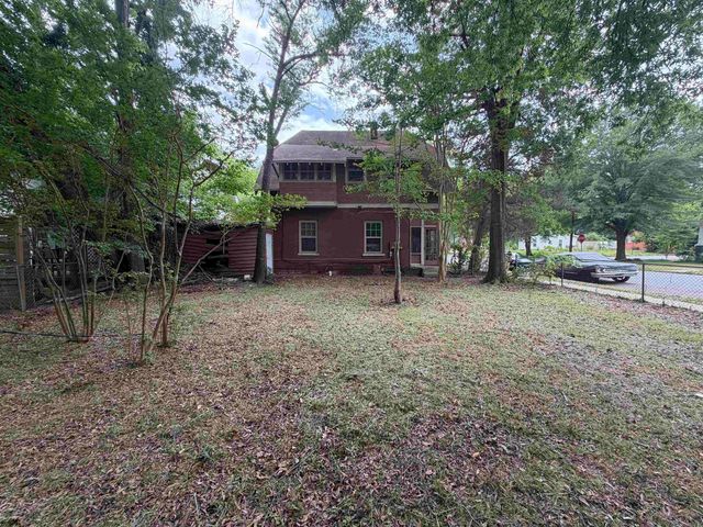 224 W Daisy Bates Drive, Little Rock, AR 72202