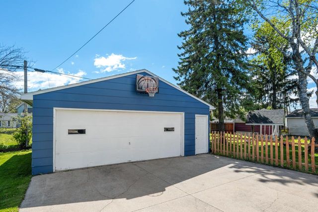 1416 Cedar STREET, Oshkosh, WI 54901