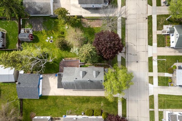 1416 Cedar STREET, Oshkosh, WI 54901