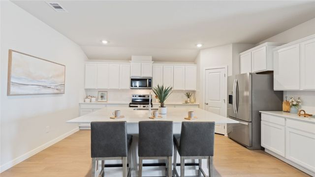 1454 Rhaegal St, Corpus Christi, TX 78415