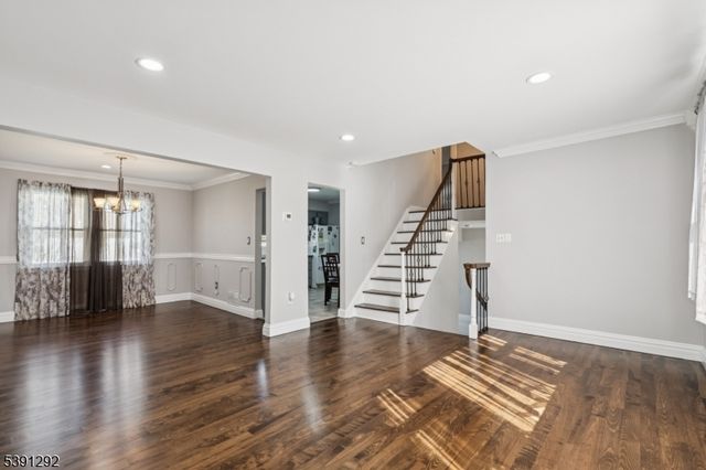 2 Michael Ct, Old Bridge Twp., NJ 08857