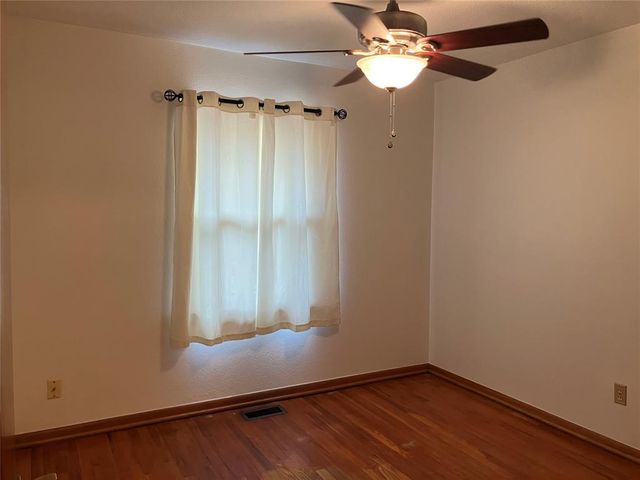 825 E Bouse Drive, Midwest City, OK 73110