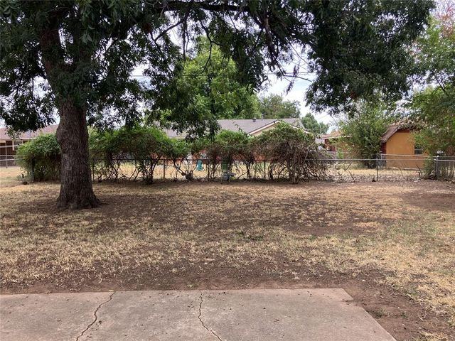 825 E Bouse Drive, Midwest City, OK 73110