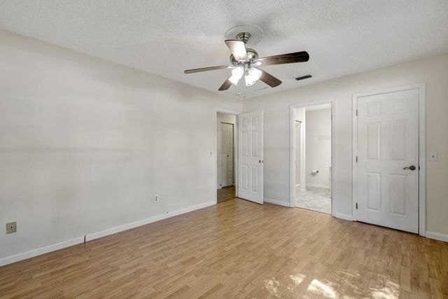 7902 Holopaw Avenue, Fort Pierce, FL 34951