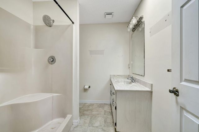 7902 Holopaw Avenue, Fort Pierce, FL 34951