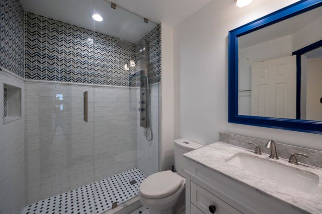 408 Benwick Way, Lewisville, TX 75056