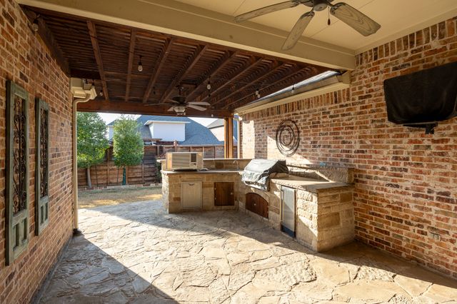 408 Benwick Way, Lewisville, TX 75056