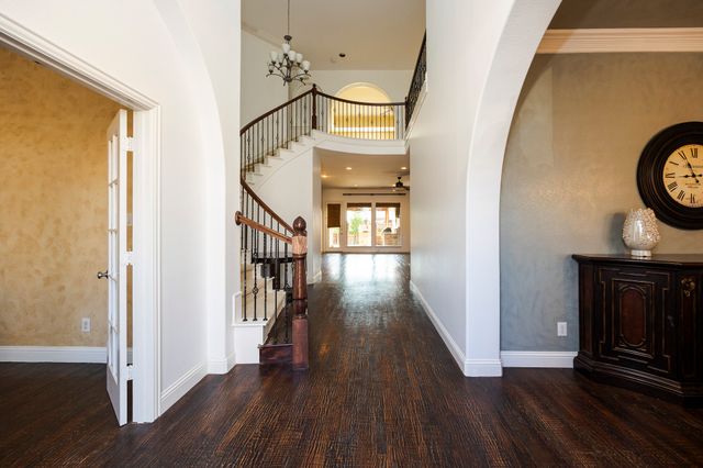 408 Benwick Way, Lewisville, TX 75056