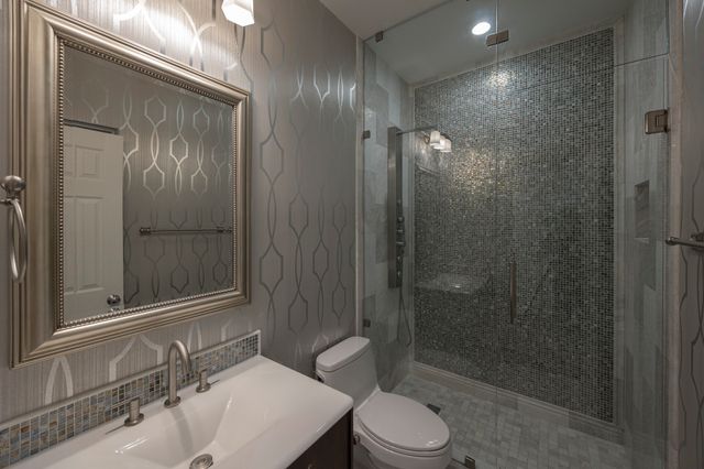 408 Benwick Way, Lewisville, TX 75056