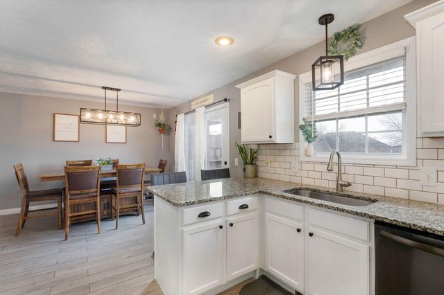 704 E Placer Mill Road, Nixa, MO 65714