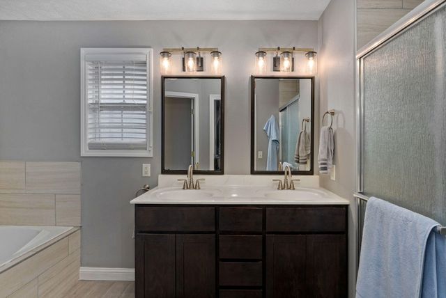 704 E Placer Mill Road, Nixa, MO 65714