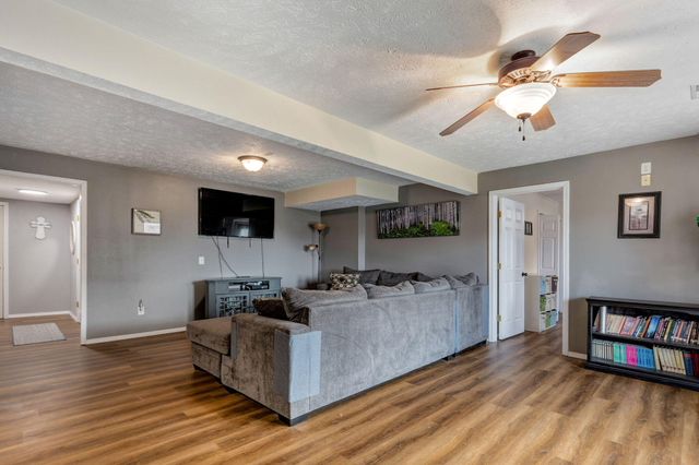 704 E Placer Mill Road, Nixa, MO 65714