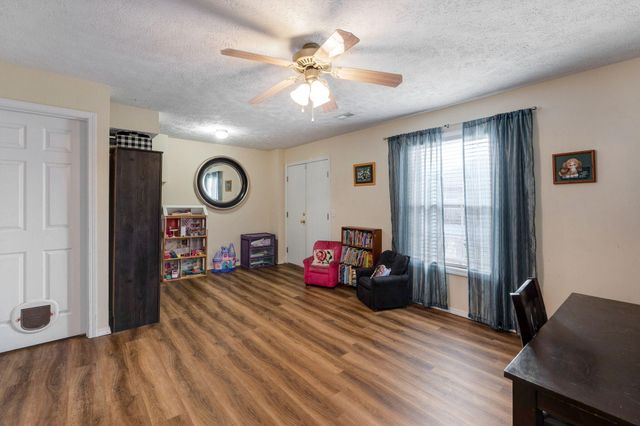 704 E Placer Mill Road, Nixa, MO 65714