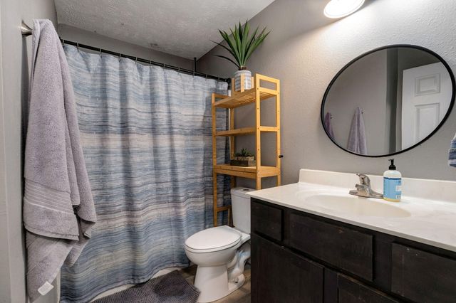 704 E Placer Mill Road, Nixa, MO 65714