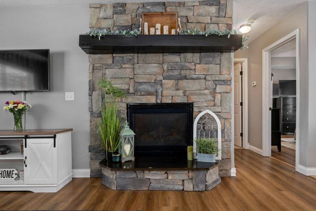 704 E Placer Mill Road, Nixa, MO 65714