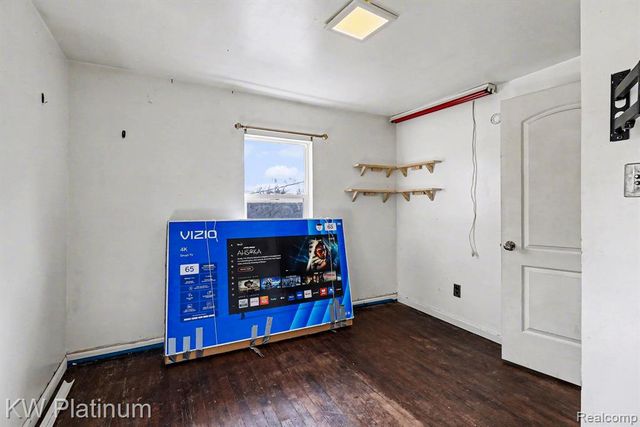 5160 Laur Road, North Branch, MI 48461