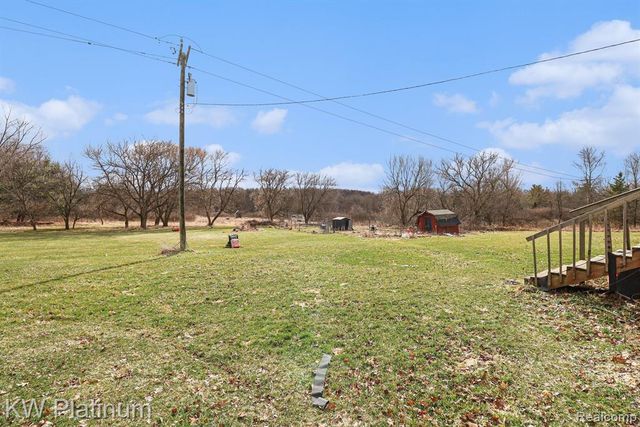 5160 Laur Road, North Branch, MI 48461