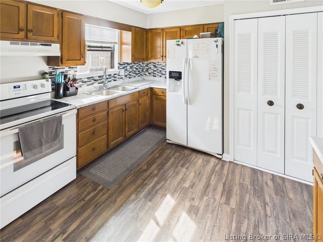 2318 Cornwell Drive, Jeffersonville, IN 47130