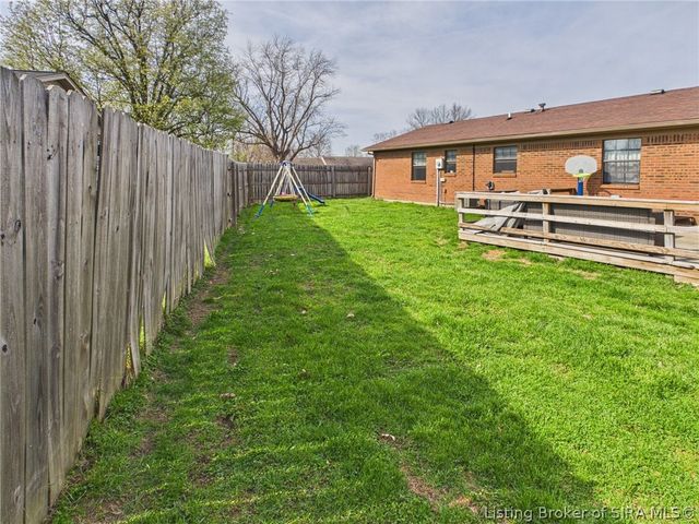 2318 Cornwell Drive, Jeffersonville, IN 47130