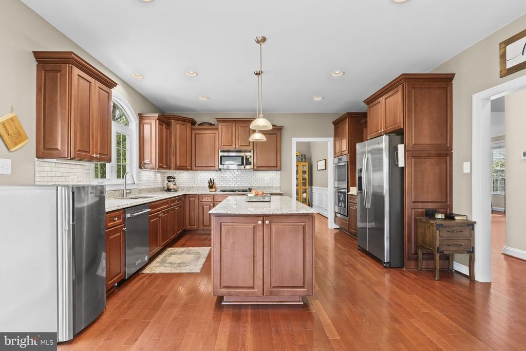 Image 13 of property listing at 1905 RESTING RIDGE LN, Prince Frederick, MD 20678