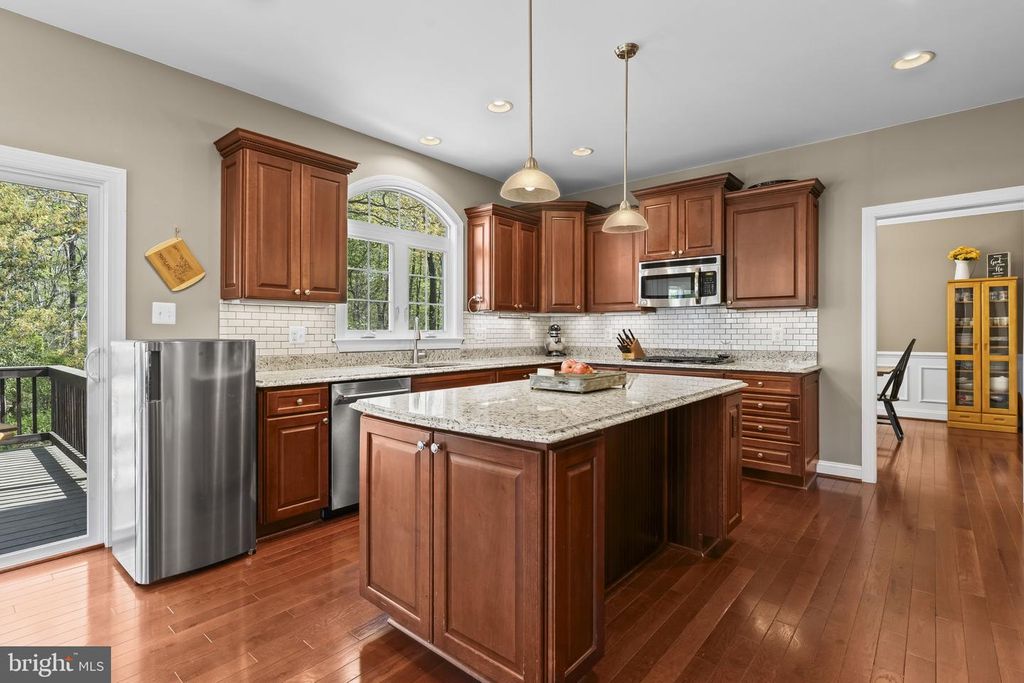 Image 14 of property listing at 1905 RESTING RIDGE LN, Prince Frederick, MD 20678