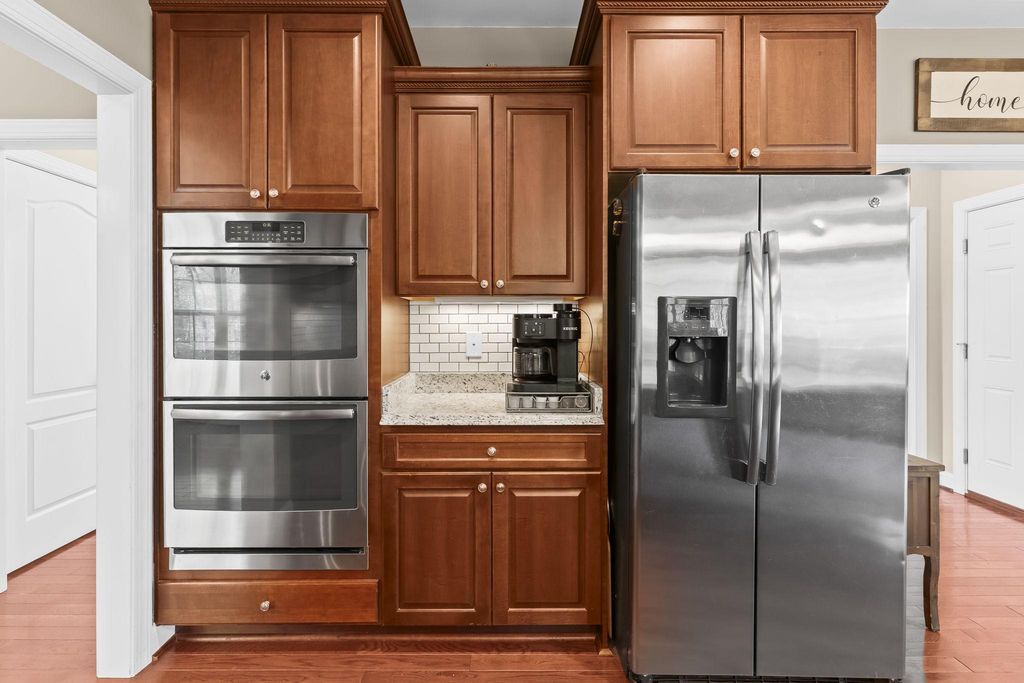 Image 19 of property listing at 1905 RESTING RIDGE LN, Prince Frederick, MD 20678