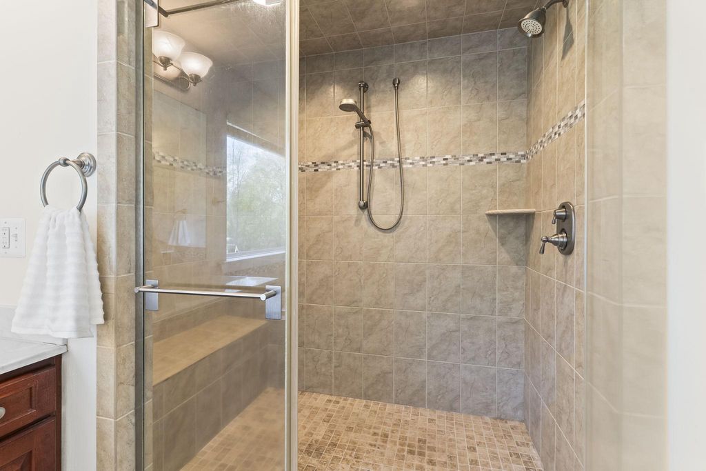 Image 36 of property listing at 1905 RESTING RIDGE LN, Prince Frederick, MD 20678