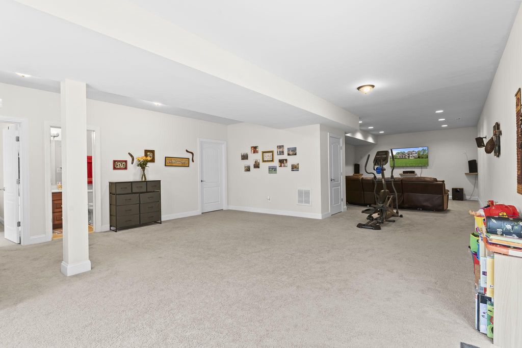 Image 48 of property listing at 1905 RESTING RIDGE LN, Prince Frederick, MD 20678