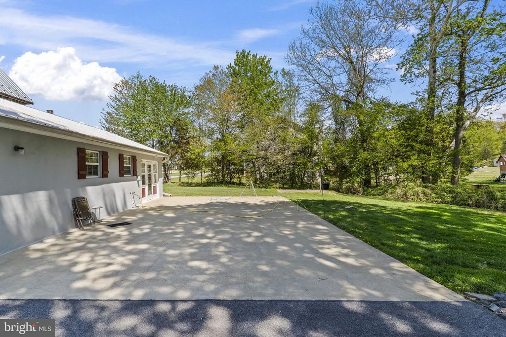 Image 80 of property listing at 1905 RESTING RIDGE LN, Prince Frederick, MD 20678