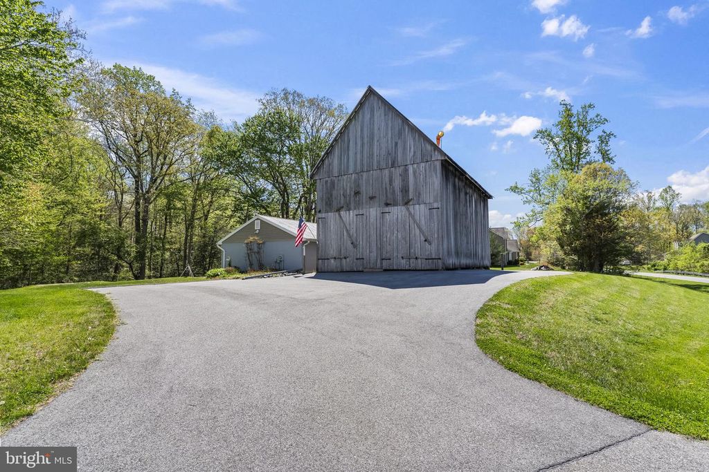 Image 81 of property listing at 1905 RESTING RIDGE LN, Prince Frederick, MD 20678