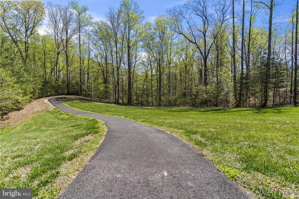 Image 84 of property listing at 1905 RESTING RIDGE LN, Prince Frederick, MD 20678